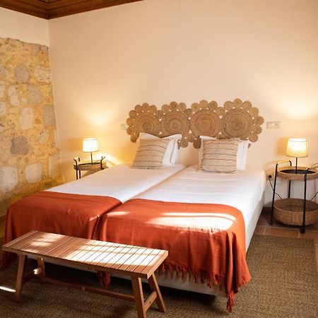 Bed and Breakfast O Pombal Алканена Экстерьер фото
