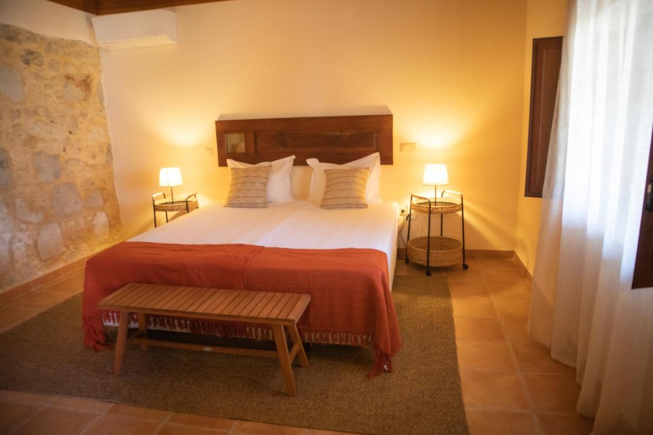 Bed and Breakfast O Pombal Алканена Экстерьер фото